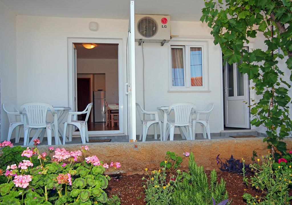 Apartments Near Old Town Ντουμπρόβνικ Δωμάτιο φωτογραφία